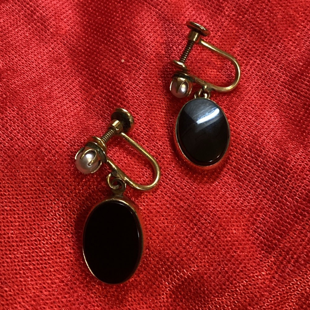 Vintage Mid-Century 12K Gold Filled Onyx and Pearl Earrings